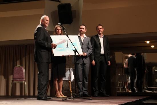 http://www.ocistimo.si/Upload/Content/image/zakljucna_prireditev/IMG_0358a.JPG